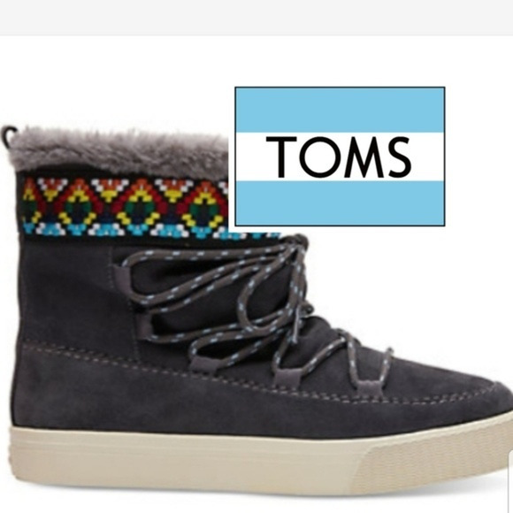 Tom's waterproof‎ suede alpine booties NEW - Picture 1 of 8